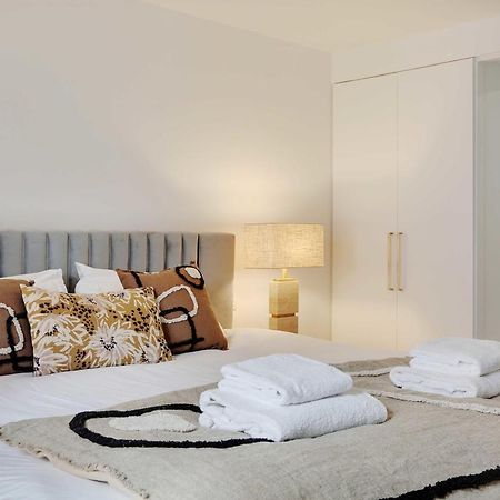 Elegant Apartment - 2Bd-6P - Avenue Montaigne Paříž Exteriér fotografie