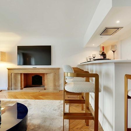 Elegant Apartment - 2Bd-6P - Avenue Montaigne Paříž Exteriér fotografie