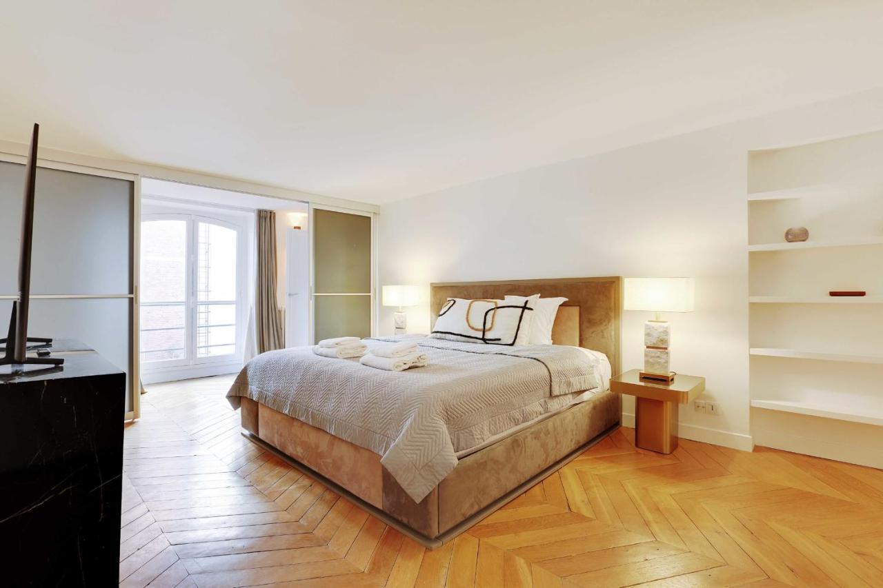Elegant Apartment - 2Bd-6P - Avenue Montaigne Paříž Exteriér fotografie