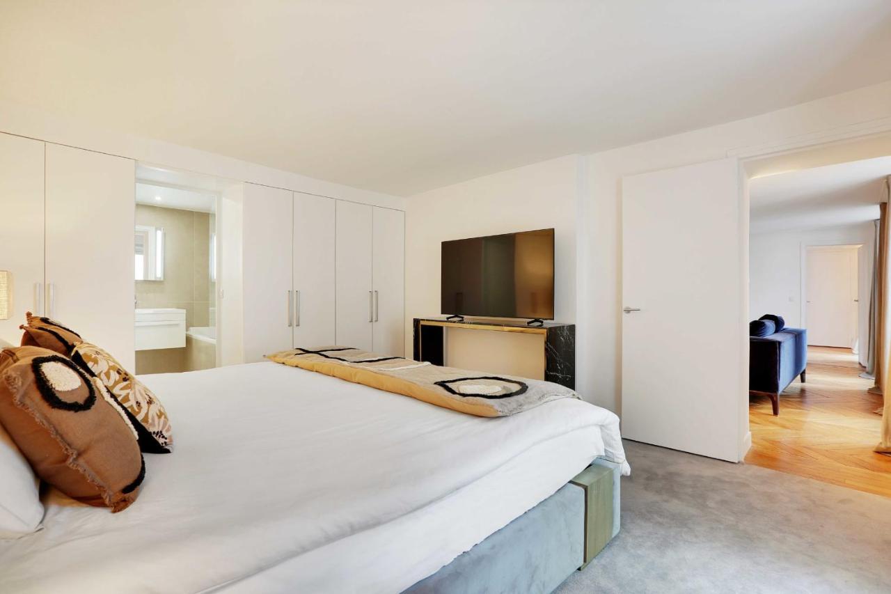 Elegant Apartment - 2Bd-6P - Avenue Montaigne Paříž Exteriér fotografie