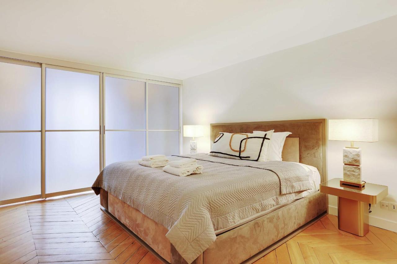 Elegant Apartment - 2Bd-6P - Avenue Montaigne Paříž Exteriér fotografie